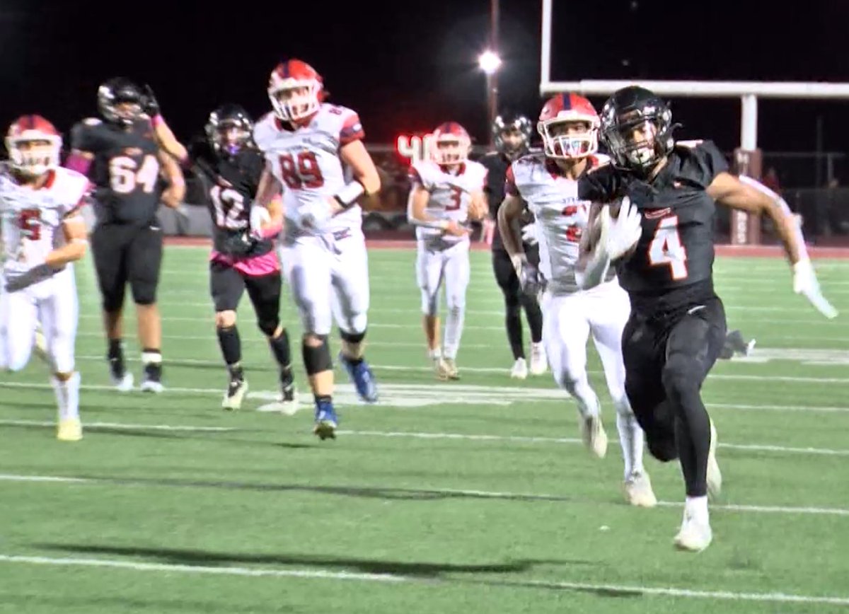 KCAU 9 SportsZone (@sportszonekcau9) on Twitter photo EAST SHUT OUT STARS!
<a href="/EHS_SCCSD/">East High School | Sioux City, IA</a> collects its first shutout of the season with a 35-0 win over Sioux City North!
WATCH HERE 🏈⬇️
siouxlandproud.com/sports/high-sc… EAST SHUT OUT STARS!
<a href="/EHS_SCCSD/">East High School | Sioux City, IA</a> collects its first shutout of the season with a 35-0 win over Sioux City North!
WATCH HERE 🏈⬇️
siouxlandproud.com/sports/high-sc…
