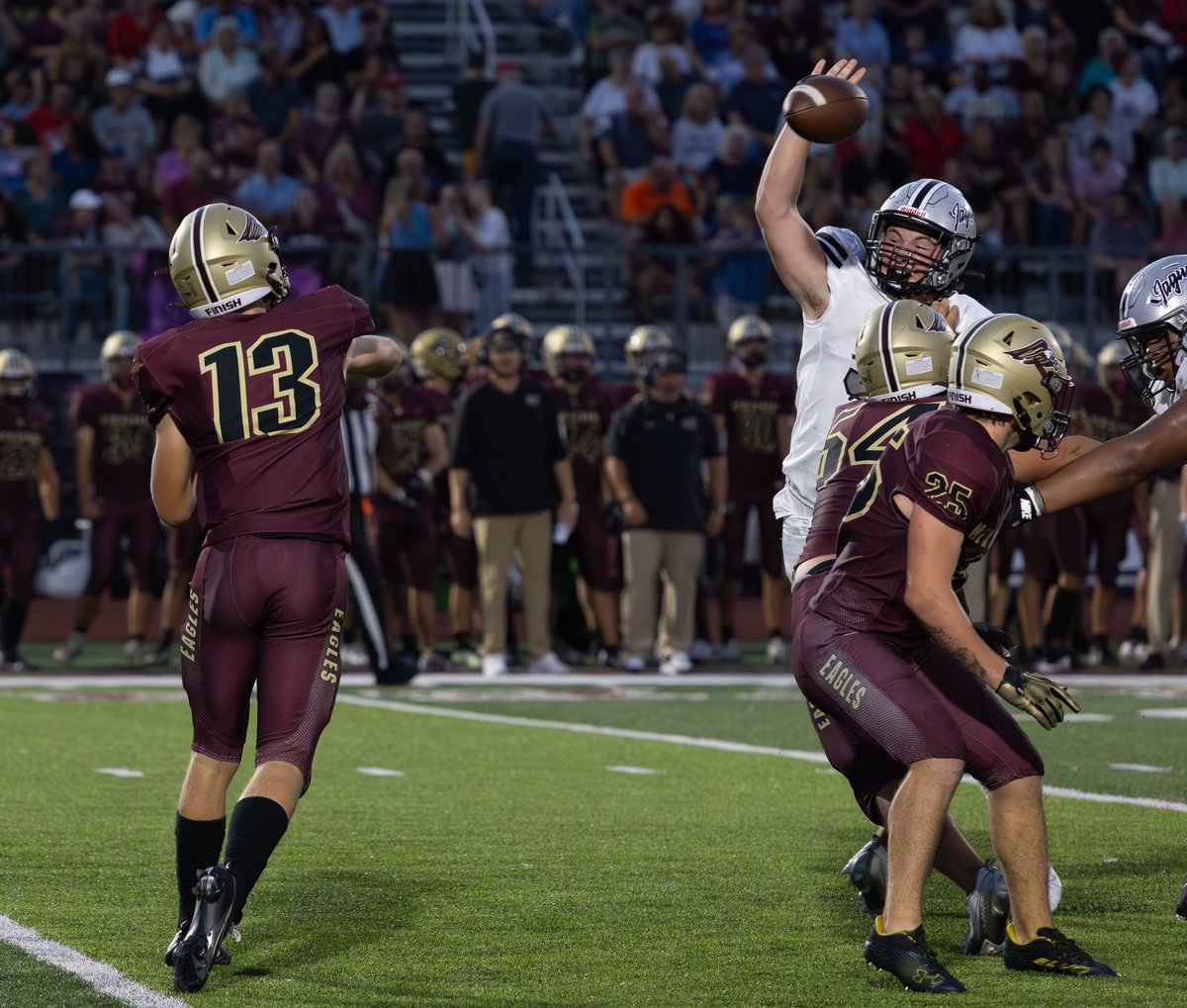 No.15/53 DB gets his hand up on the pass.
