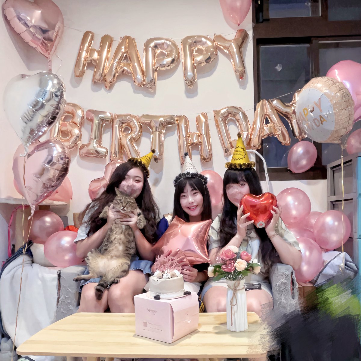 生日快樂🎂老婆 @sep21i ✨
又是一次成功的驚喜(*´艸`)ﾌﾌﾌｯ♡
有好隊友@LuLu202402 
就算空間變小了照樣能變魔術！

老話一句
男人辦不到的事情
就交給閨蜜吧🫶🏻

#老婆們💓 https://t.co/qoiVVQpi7S