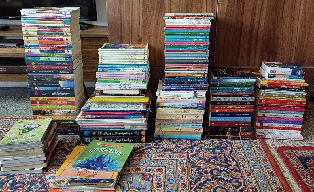 jongdaeiran_'s tweet photo. Under the name of Kim Jongdae, we donated more than two hundred and ten books to the library of a middle school in the rustic and deprived areas of the southwest of Iran. 
#HappyCHENDay
@CHEN_INB100 https://t.co/GR2Ge8WE24