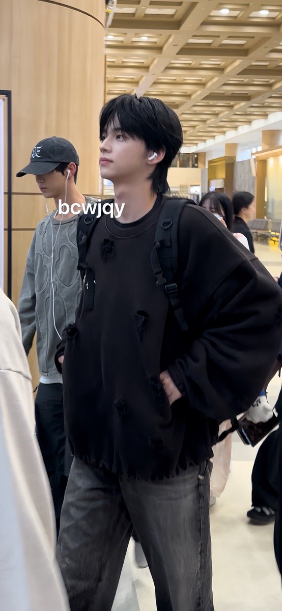 OE1107's tweet image. 폰카의신 폰카의지배자 폰카의악마 폰카의권위자