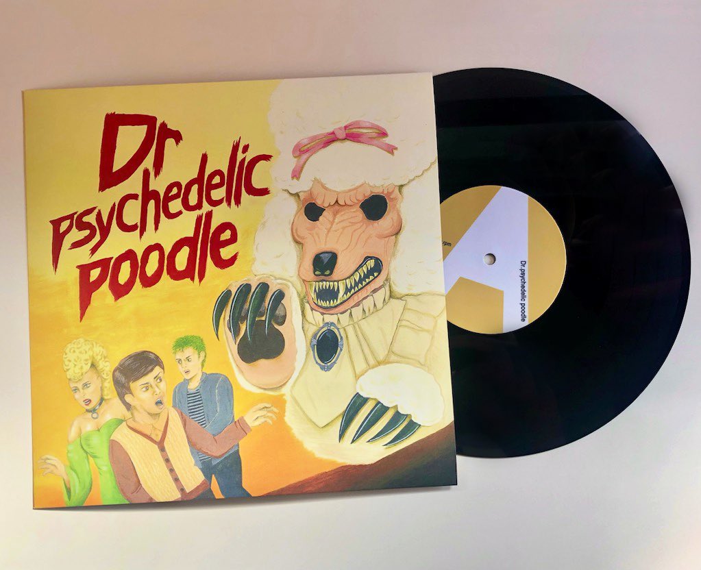 MIQ_ADDAMS's tweet photo. Dr.psychedelic poodle 初音源出します！

6曲収録
10インチEP---¥2,500
カセット-------¥1,000
各DLコード付き

スマホやPCでしか聴けないよって方は、
どちらか買えば付いてるQRコードからデジタル音源ゲットできちゃう訳です。お得！

本日の青森BLACK BOXより販売開始❣️
#サイケデリックプードル https://t.co/19u22XpEFg