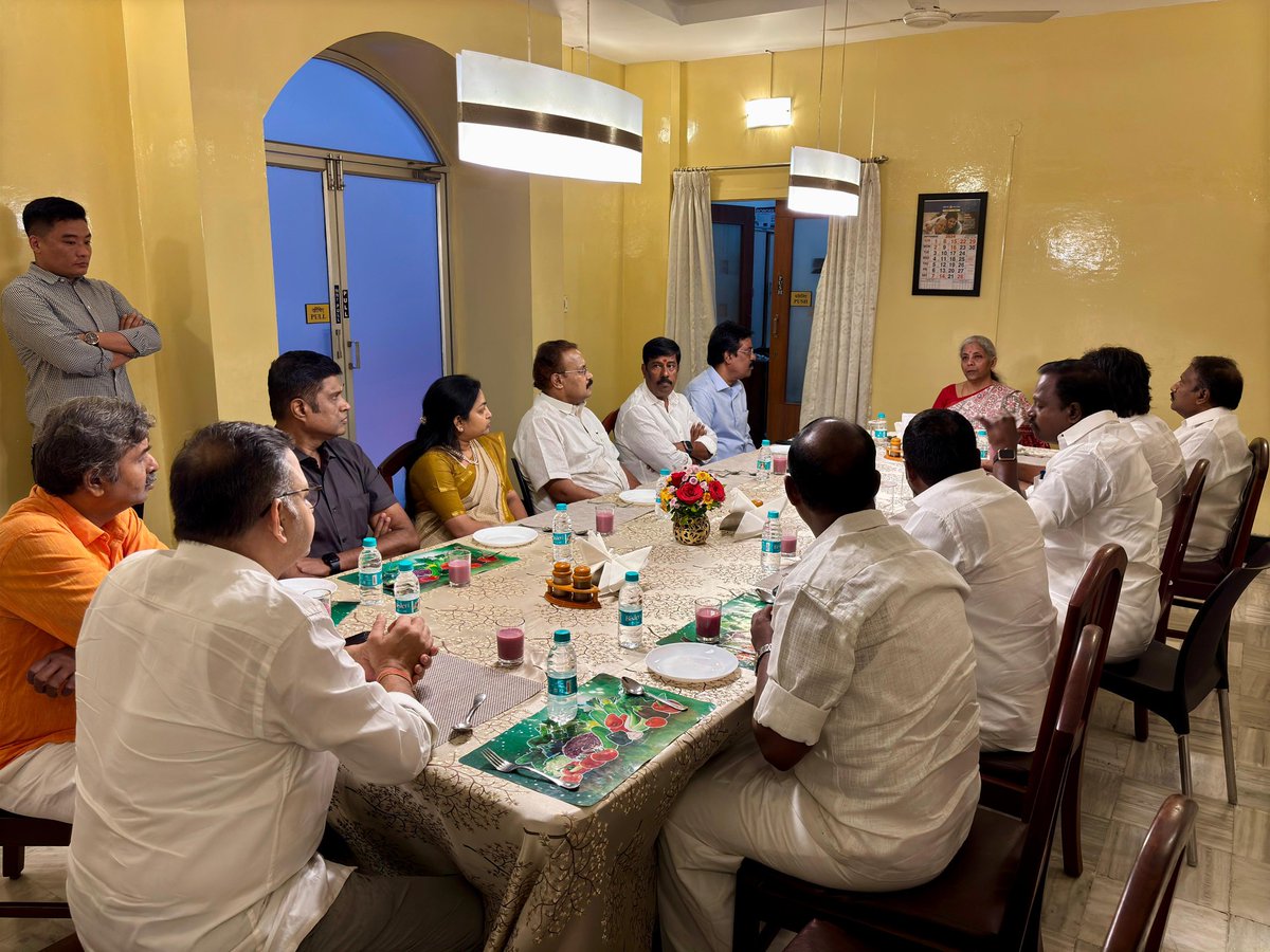 RCPK_Official's tweet photo. Had interaction with Hon'ble Finance Minister
Mrs. Nirmala seetharaman today Chennai along with Party functionaries @nsitharaman
#rcpk4vadachenna
@BJP4TamilNadu
#Annamalai #AnnamalaiBJP #RCPaulKanagaraj #RCPK #Vadachennai
#TamilNadu https://t.co/eDUYokhmpk