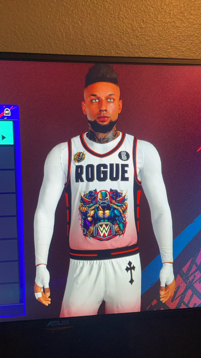 vNXTv33's tweet photo. 5v5 pro am team on west servers, lmk if you want to join and what position you play 🔥🫡 #NBA2K25 #NBA2K #proam #gaming https://t.co/RLvEr4EvWF