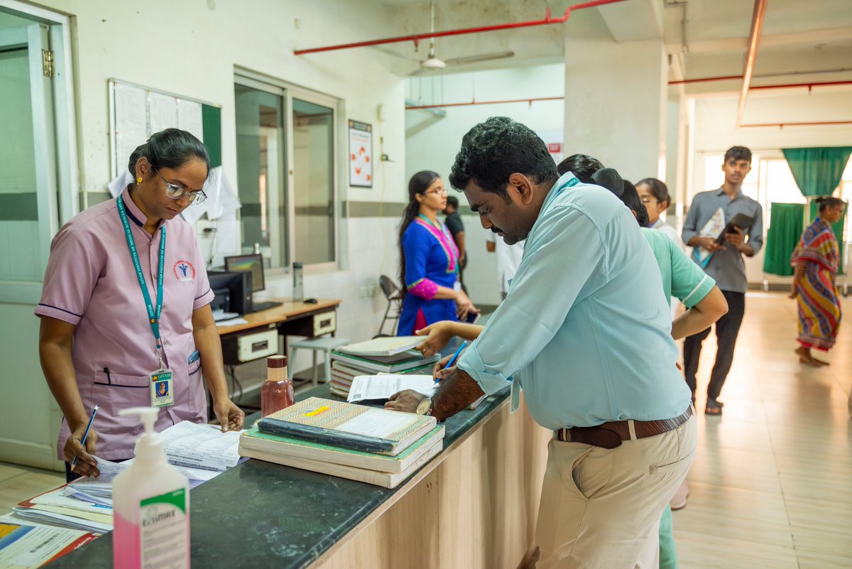 GITAM_msr's tweet image. 𝐄𝐥𝐞𝐯𝐚𝐭𝐢𝐧𝐠 𝐃𝐨𝐜𝐮𝐦𝐞𝐧𝐭𝐚𝐭𝐢𝐨𝐧 𝐒𝐭𝐚𝐧𝐝𝐚𝐫𝐝𝐬: 𝐁𝐞𝐬𝐭 𝐃𝐞𝐩𝐚𝐫𝐭𝐦𝐞𝐧𝐭𝐚𝐥 𝐂𝐨𝐧𝐭𝐞𝐬𝐭 𝐟𝐨𝐫 #𝐏𝐚𝐭𝐢𝐞𝐧𝐭𝐒𝐚𝐟𝐞𝐭𝐲𝐖𝐞𝐞𝐤
@GITAMUniversity 
.
.
#gimsr #medicalsafety #clinicaldocumentation #hospital  #GITAMUniversity #deemedmedicalcollege