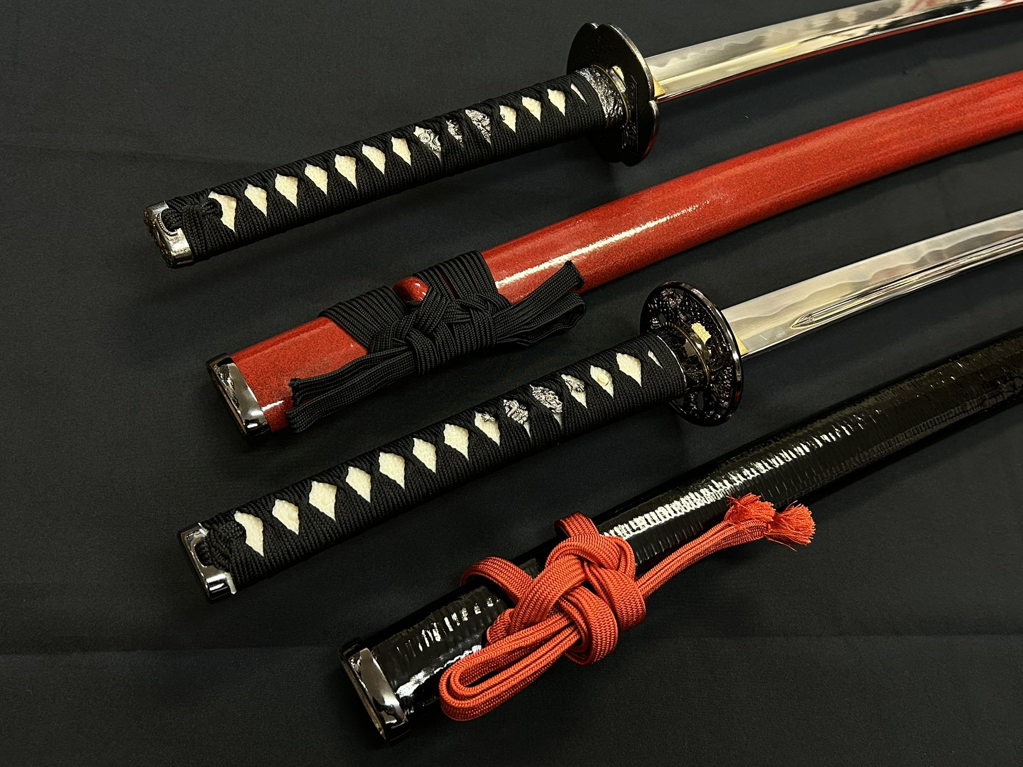英雄同盟ホアキンの女神ダイアナ三日月の刃 古兵器 武具 刀装具 日本刀 模造刀 英雄同盟ホアキンの女神ダイアナ三日月の刃 古兵器 武具 刀装具
