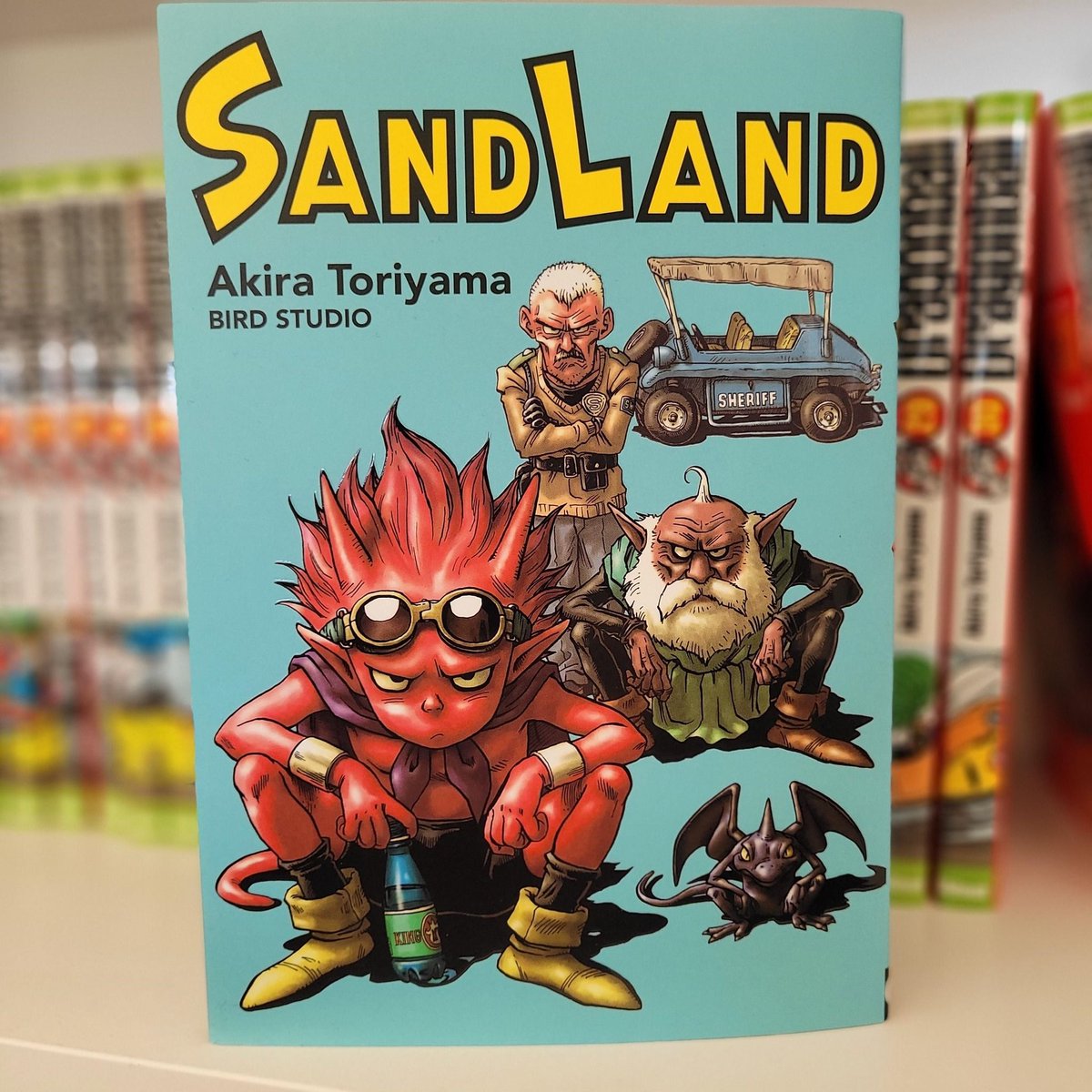 Sand Land, le one-shot culte d'Akira Toriyama revient en Perfect Edition le 2 octobre ❗️
Au menu : pages couleurs et commentaires inédits de l'auteur 🙏
#lollipopcorner #manga #anime #japon #france #couverture #visuel #illustration #perfect #edition #sandland #shonen #aventure