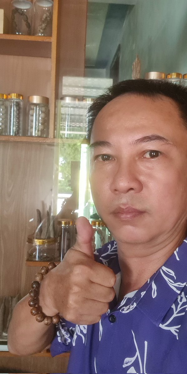 NguyenT90757435's tweet photo. 🍀🍀🍀Trầm hương - Trầm hương là tinh hoa của trời đất.  Vẫn  là vai phụ, chỉ mong mọi người mãi hạnh phúc như ý sau bão, lũ.
  Hùng Song - Trầm Xanh Q. Bình: 0916247373🍓🍓🍓 https://t.co/aPiS7ABA03