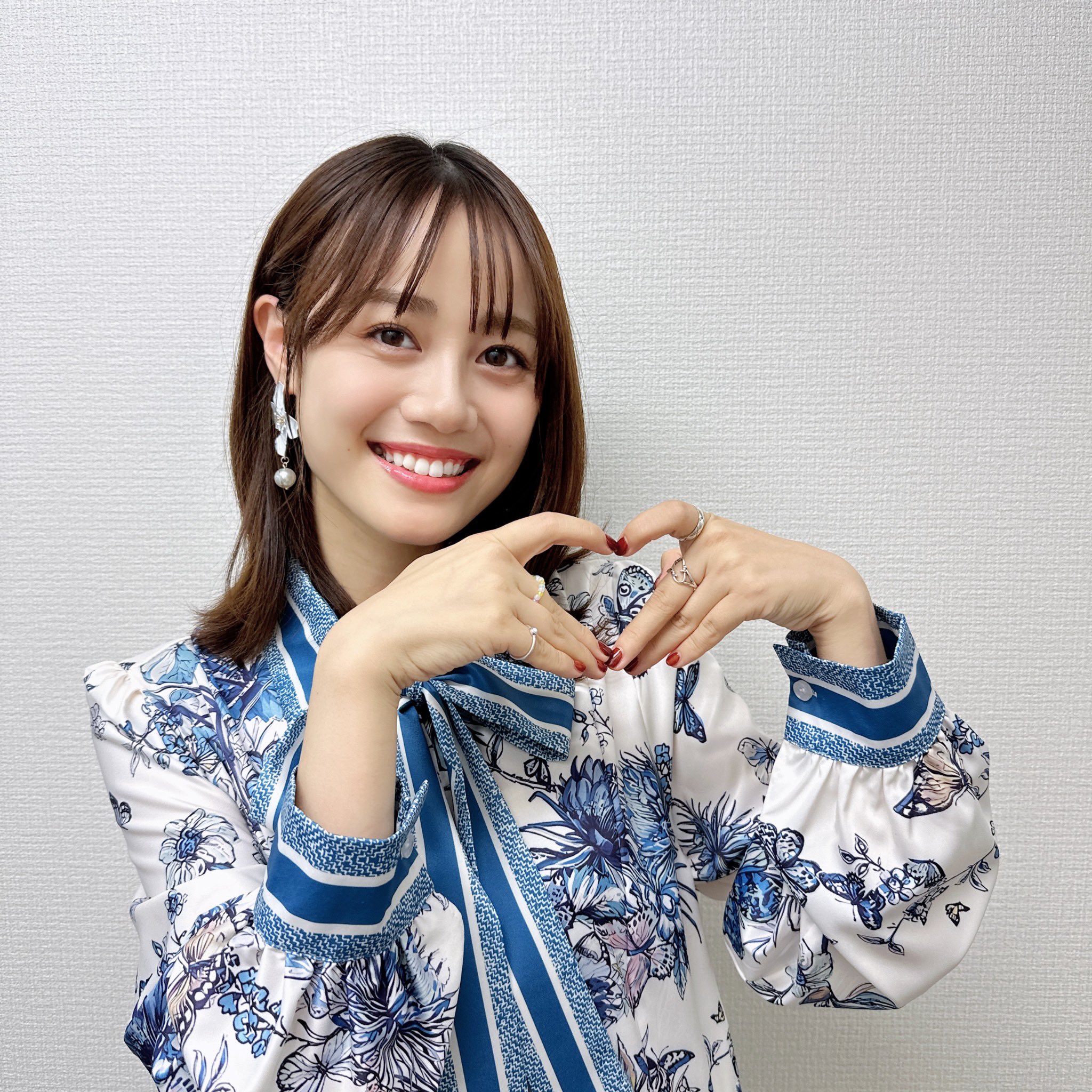 h*o様 伊藤美来　直筆サイン入り　写真集　五等分の花嫁　中野三玖 Amazon.co.jp: ヴァイスシュヴァルツ 五等分の花嫁 踏み出す一歩