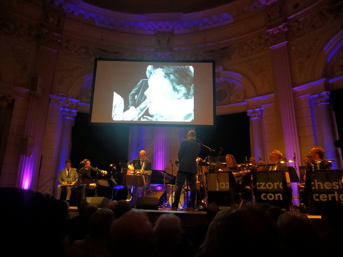 🎼 Muziekschatten 📻 tweet media