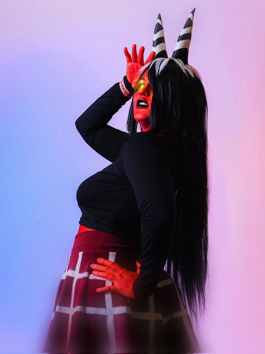 Aika_Delli's tweet photo. Sallie May 。・:*:・゚★,。・:*:・゚☆
#salliemay
#sallymay
#helluvaboss
#helluvabosscosplay
#cosplay https://t.co/GrLG4jftgl