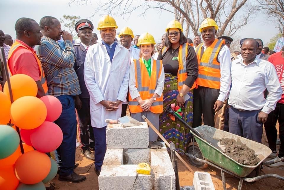 PEAS (Promoting Equality in African Schools) tweet media