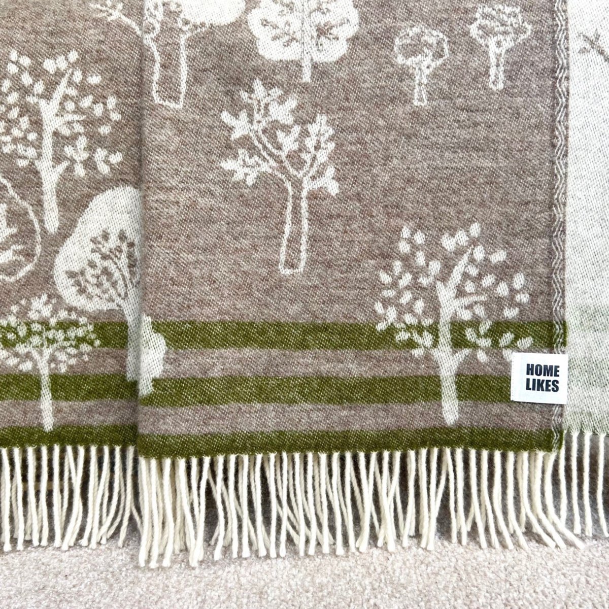 TextileJj's tweet image. Are the Home Likes throws soft?

The question on all of your lips- because when it comes to blankets and throws, this consideration is an important one. As you already know, we haven't cut corners with this range 
#woolblanket #woolthrow #merinowoolblanket #merinoblanket