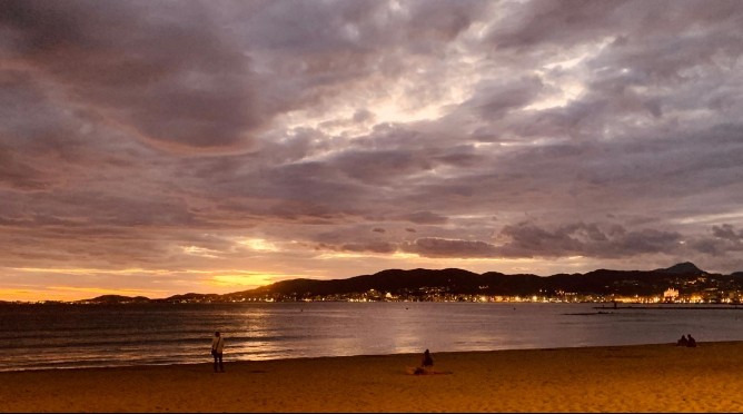 Buen jueves para tod@s , se acaba el verano😜😘