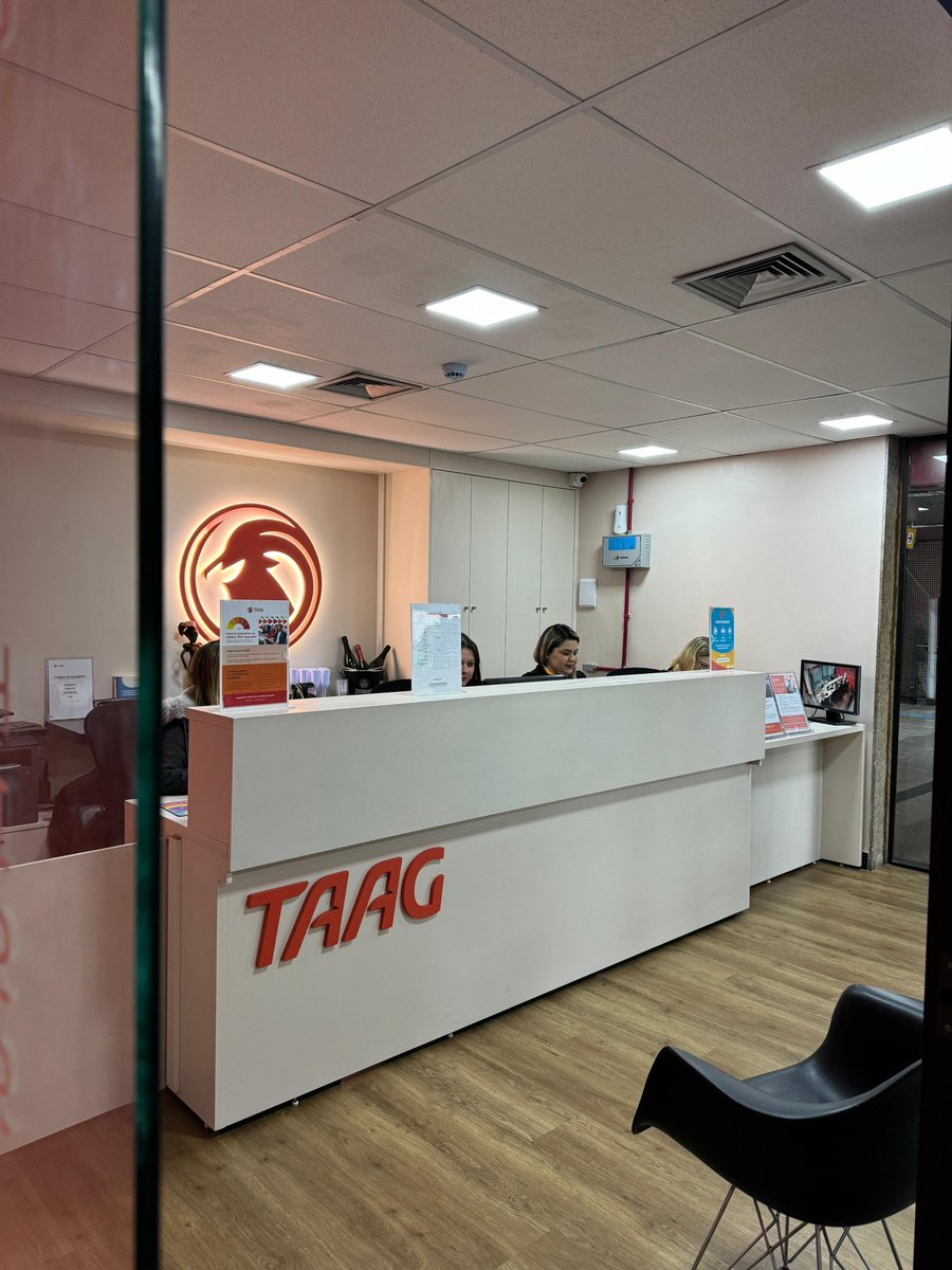 TAAG - Linhas Aéreas de Angola tweet media