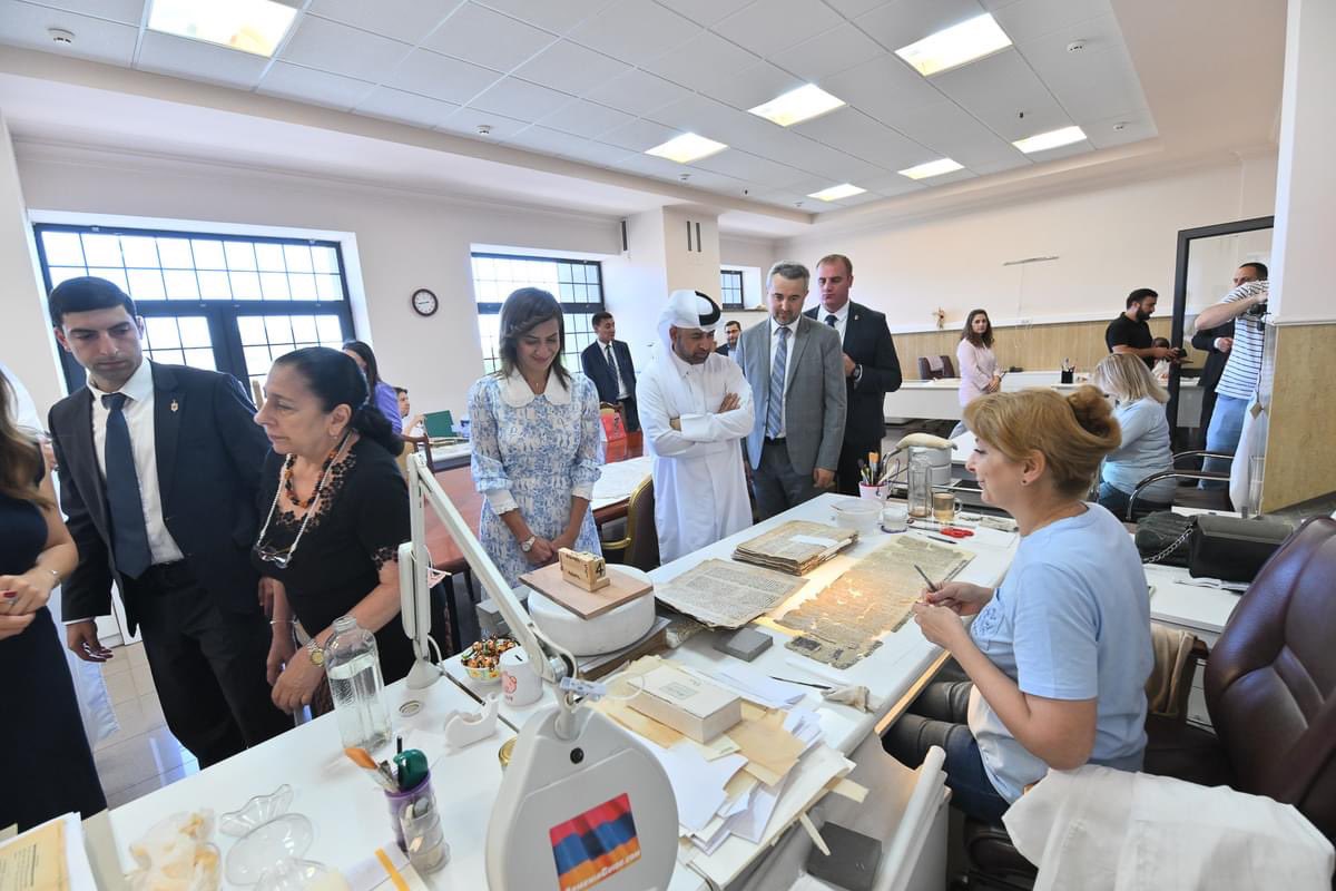 A delegation headed by Khalid Ibrahim Al-Sulaiti, General Manager of the #Katara Cultural Village Foundation, visited #Matenadaran
👉🏻 matenadaran.am/en/2024/09/18/…