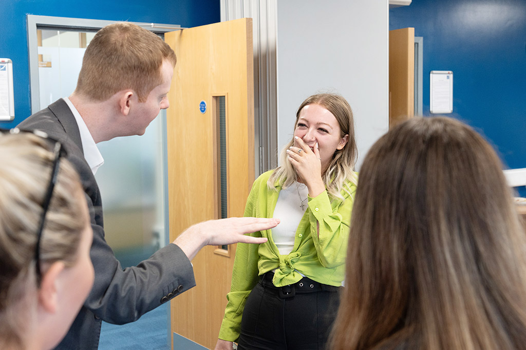 Here are some photos from our memorable event yesterday celebrating our 20th birthday celebrations! Can you spot yourself in the pics?! TV magician Andrew Kelly was fantastic wasn't he?

#NotJustOfficeSpace #celebrations #BusinessCentre