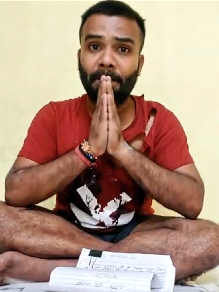 DeepikaBhardwaj's tweet image. SANDEEP PASWAN FROM JHARKHAND DIED BY SUICIDE IN MUMBAI

Sapna Paswan took 12.5 Lacs from him on pretext of Marriage, then cancelled engagement &amp;amp; when he asked his money, lodged false stalking case against him 

NO FIR FROM @MumbaiPolice DESPITE A 20 MIN SUICIDE VIDEO…