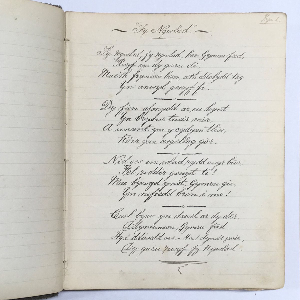 ‘Hyd diwedd oes – Ha! dyna’r gwir, Dy garu ‘rwyf fy ngwlad’. Mae'r llyfr hwn o Archifau Powys yn cynnwys y geiriau i lawer o ganeuon Cymraeg.

Mae eitemau fel hyn yn ein cysylltu â hanes ein hiaith.

#europeandayoflanguages