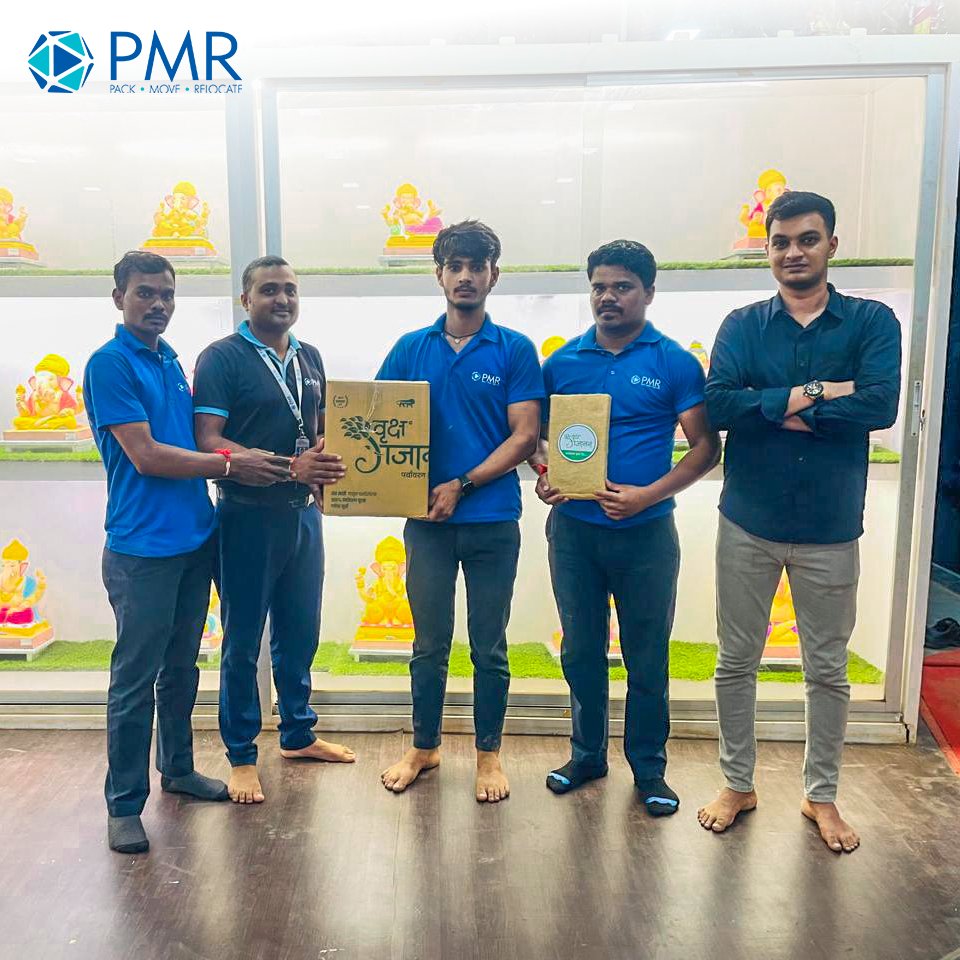 With great pride and devotion, PMR undertook the significant responsibility of transporting revered Ganesha idols from Pune to various states across India during the auspicious Ganesh Mahotsav. 

#PMR #pmrelocations #GaneshMahotsav #TraditionInMotion #ExcellenceInService