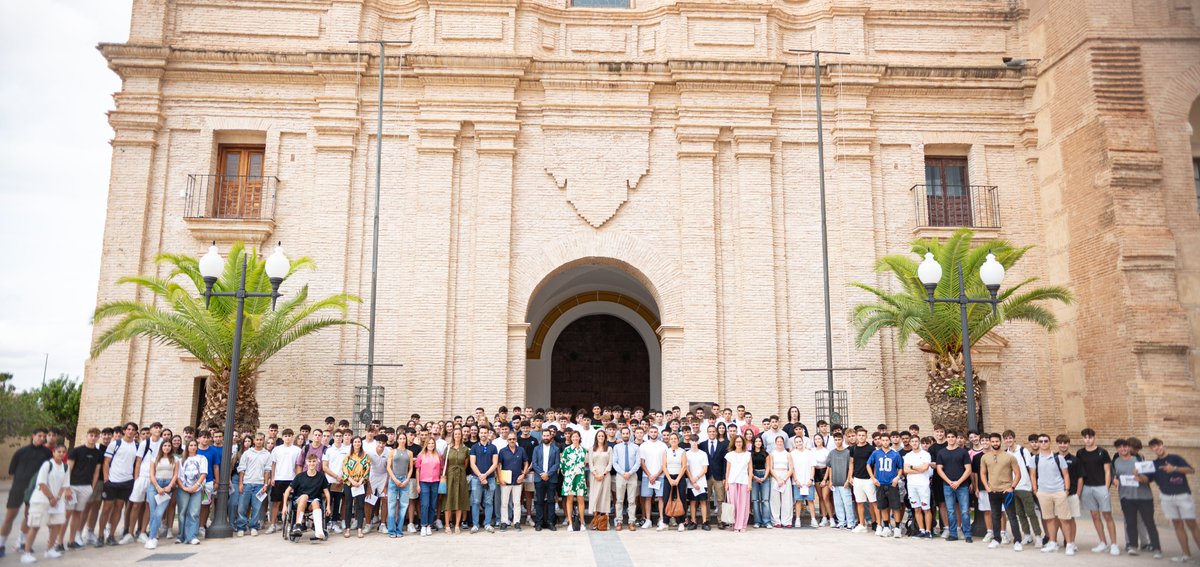 📸 ¡Bienvenidos a vuestra nueva casa! Ya sois parte de la gran familia de <a href="/UCAM_CAFD/">UCAM Facultad de Deporte</a> 🏠🎓

Todos los alumnos de primer curso que comenzáis el Grado dais hoy el primer paso hacia vuestro futuro profesional ¡Que este sea el inicio de un gran viaje! 🚀🧑‍🎓