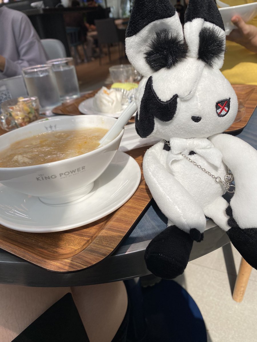 SaltappleDH's tweet image. ด้วยความน่ารักและหล่อเท่ ตุ๊กตาวันนี้ขอเสนอ ท่านพ่อ—
กระต่ายคุณอเลกคิโน่จาก #GenshinImpact น้องเป็นผ้าขนไซส์ประมาณ 13 เซน พกง่าย ถ่ายรูปง่าย เอาติดกระเป๋าได้เลย!

#บ้านตุ๊กตาของเดอร์ #รับทำตุ๊กตา #ตุ๊กตา10cm #ตุ๊กตาแฟนตาซี #Arlecchino #commissionTH