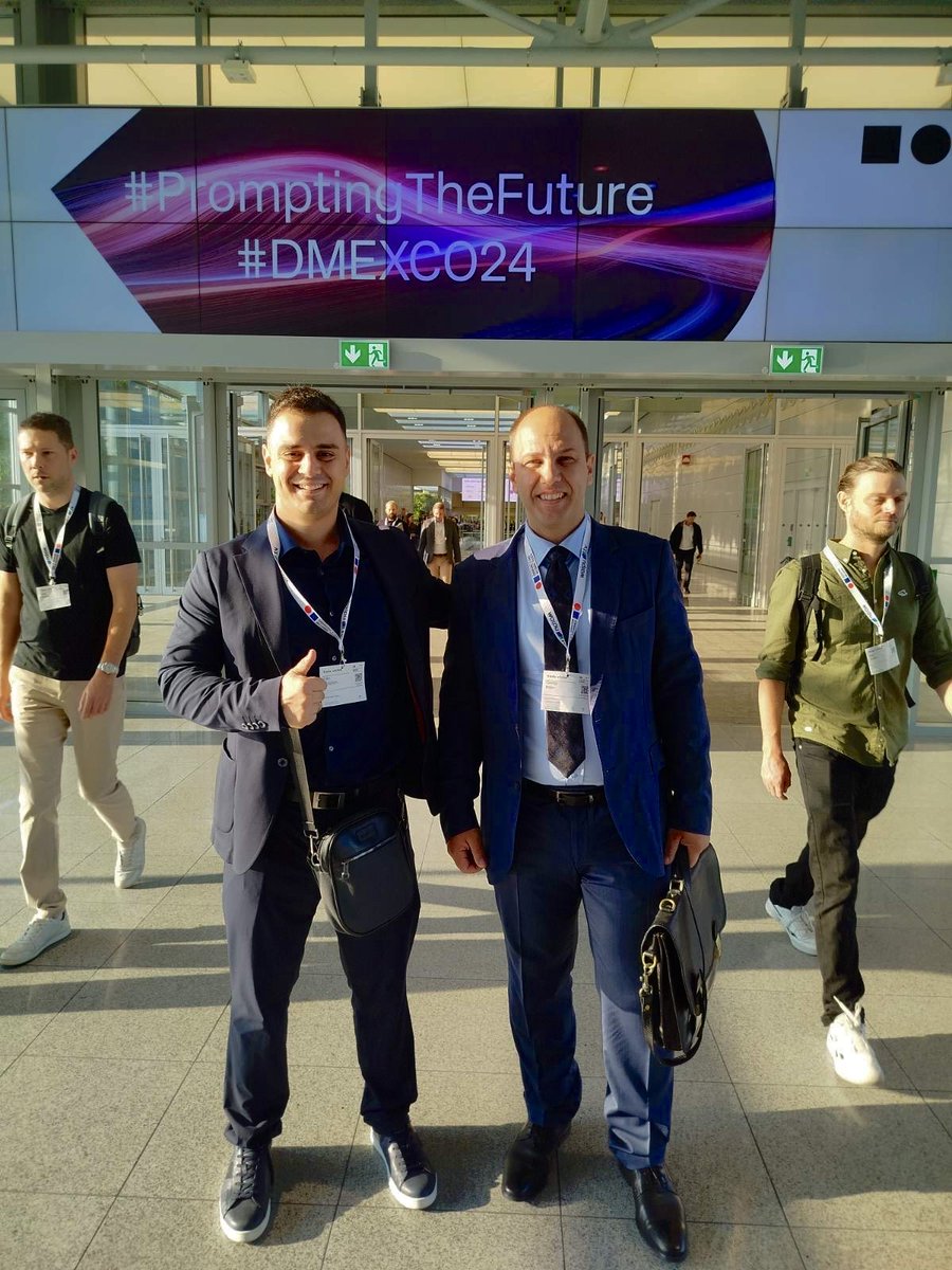 languagebearcom's tweet image. Are you in Cologne for DMEXCO 2024? Meet Georgi Mitev and Ivan Shapkov today to learn more about our triple ISO-certified language services. Find a slot here: calendar.app.google/TpkiXwubGFwVvr…
#dmexco #DMEXCO24