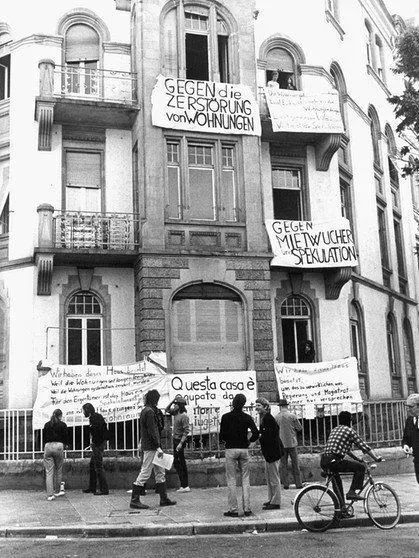 Heute vor 54 Jahren: Die erste (längere) Hausbesetzung der BRD findet in Frankfurt statt. Infos hier archiv.squat.net/duesseldorf/Di…