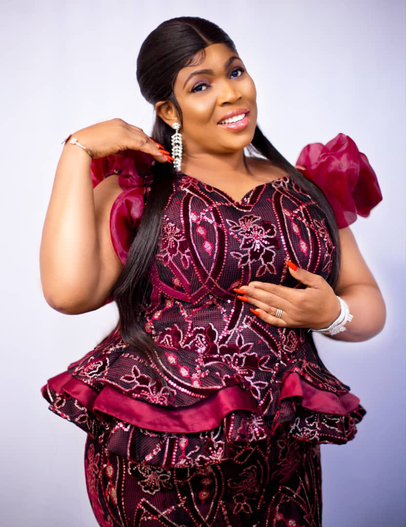 vidashofficial's tweet image. Joined hands with me let us rejoice the most high God for his wonderfully life and grace he has given us, don’t for get #3y3Adom