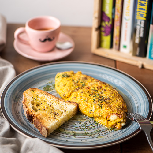 CasaTuaLondon's tweet photo. At Casa Tua, our crispy omelette is the opening of a happy taste trip in every bite!
A plate straight ahead of you that reads, 'smoked salmon.
#CasaTua #CasaTuaLondon #CasaTuaDelizie #CasaTuaOmelettes #FlavorfulMornings #PersonalizedPerfection #KingsCross #Camden https://t.co/4k6gcRrTem