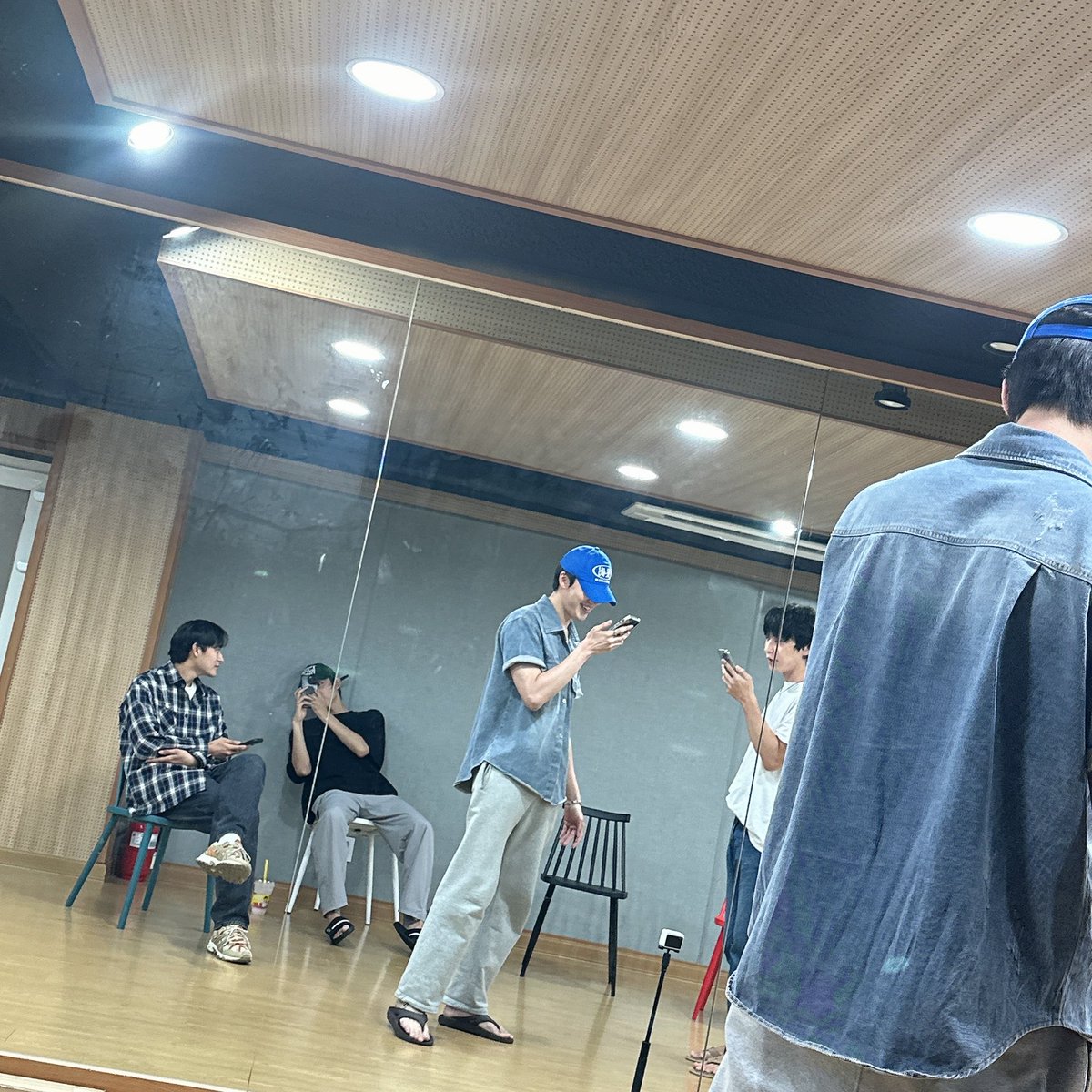 공찬 tweet media