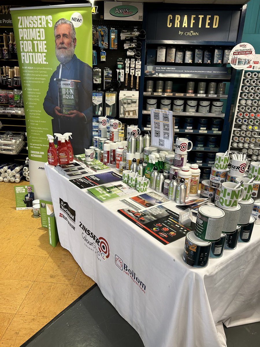 #zinsseruk has arrived at Crown Paints in Wisbech for a Trade Morning - here until 12pm if your around and like some advise and maybe a freebie why not come down.
#BinAqua #Permawhite #AllCoat #problemsolvingprimers #rustoleumeu