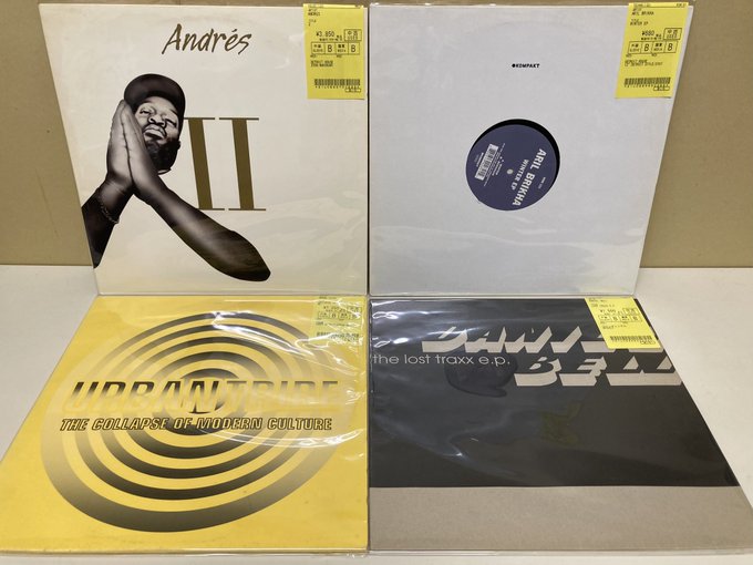 diskunion_dkp's tweet photo. 【TECHNO中古新入荷 #DETROIT】
Moodymann、Theo Parrishなどデトロイトハウス12"がまとまって入荷!! その他TEKNOTIKA、TRANSMAT...etc 
https://t.co/b4cf1ortYP 
#du入荷 #detroithouse #detroittechno #Moodymann #TheoParrish https://t.co/qCpgnYk6T9