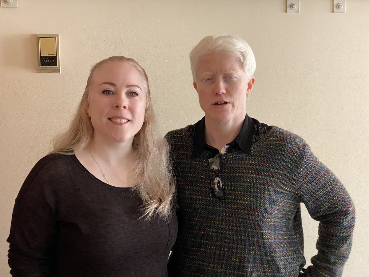 Hoy por la tarde vuelo a Japón, para participar en un congreso de trastornos hipopigmentarios, como el #albinismo o el #vitíligo organizado por el Prof. Tamio Suzuki, de la Universidad de Yamagata. He tratado estos temas en mi libro #GenesDeColores publicado por @NextDoorPublish