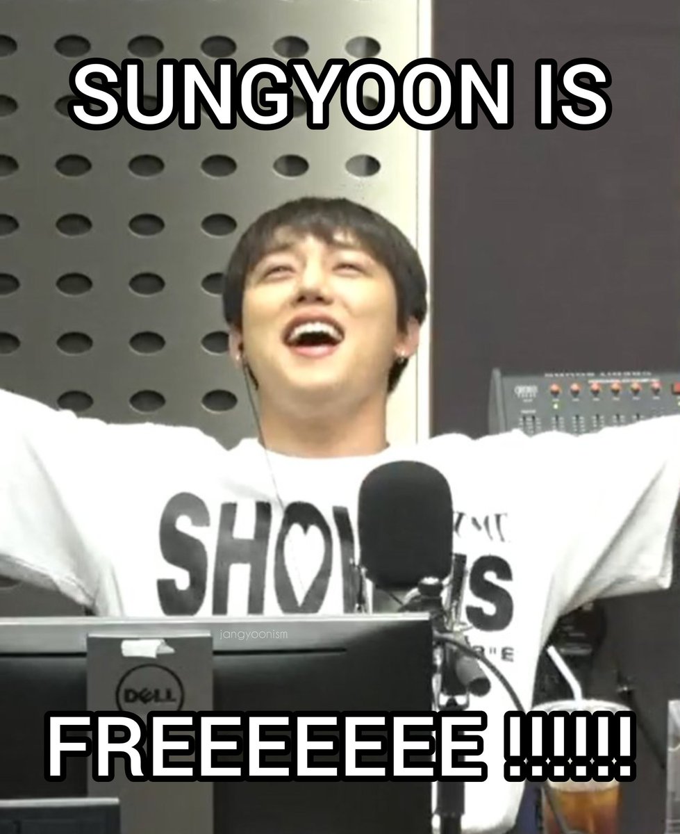 made new jangjun memes specially for sungyoon's discharge day today jsjsjs (photo from gayo plaza live broadcast screenshot) 😹😹😹🎉🎉🎉
