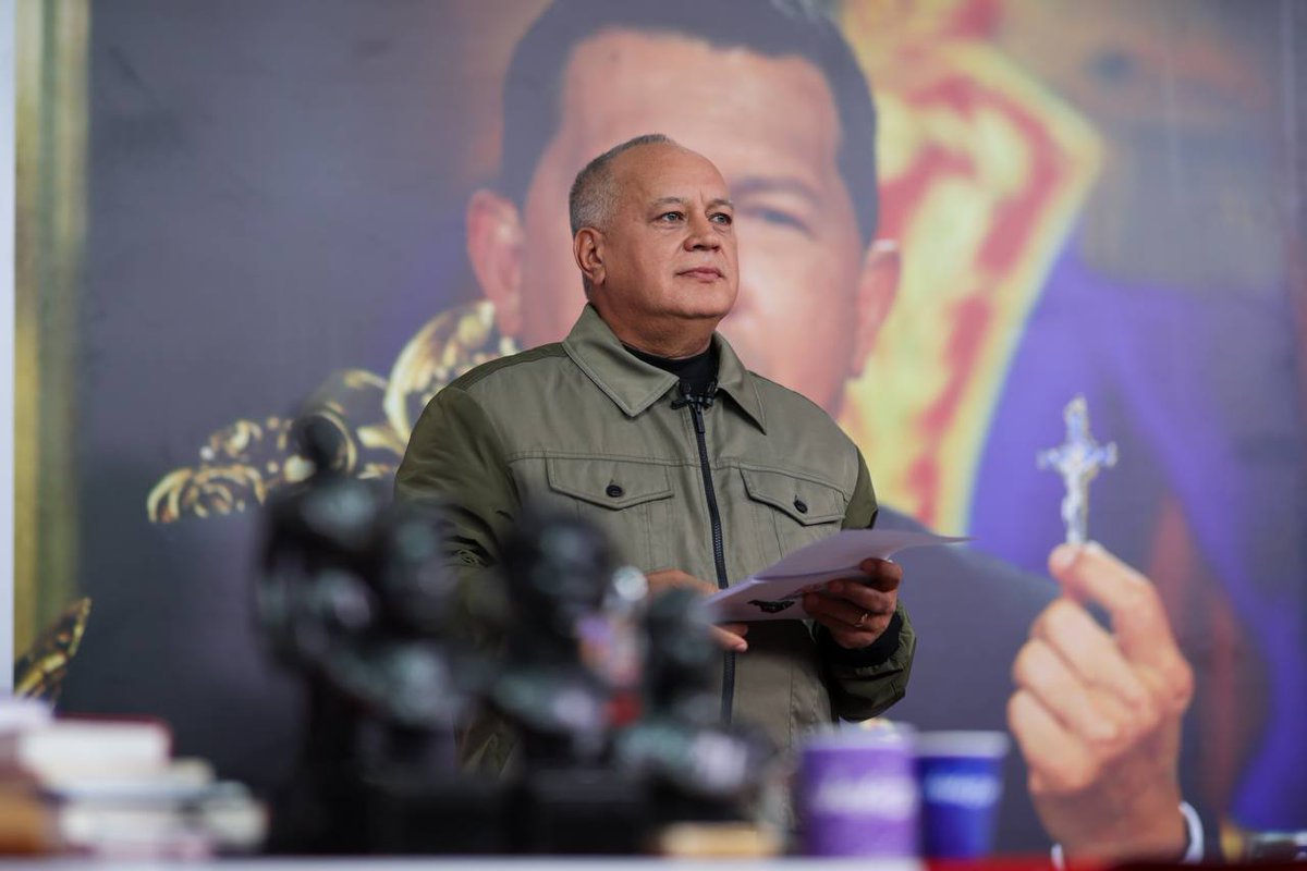 #19SEP || Vpdte. Sectorial <a href="/dcabellor/">Diosdado Cabello R</a>, durante la emisión número 495 del programa televisivo Con el Mazo Dando, ratificó que los hombres y mujeres de los órganos de seguridad ciudadana trabajan incansablemente para garantizar la paz en el territorio nacional.