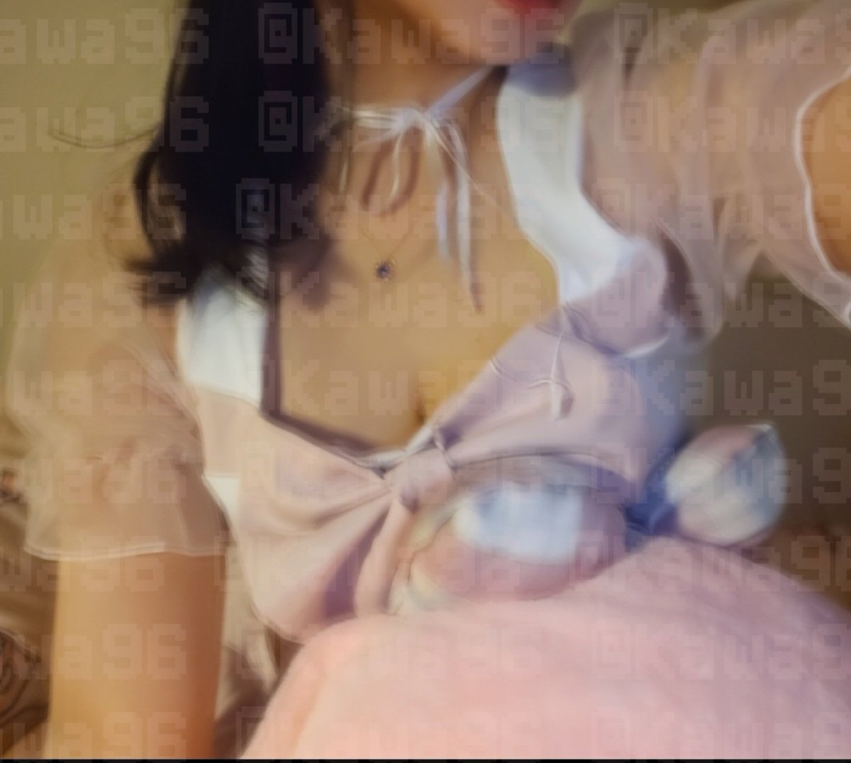 어 왜 나 쪘네 몸뚱아리 관리 안했네

당연함
물처럼 뭘 처먹었겠지

그냥 숨쉬기 자동 수치플 좀 죽고싶다
최고조 말랐을때 보니까 자극 오조게 되버려