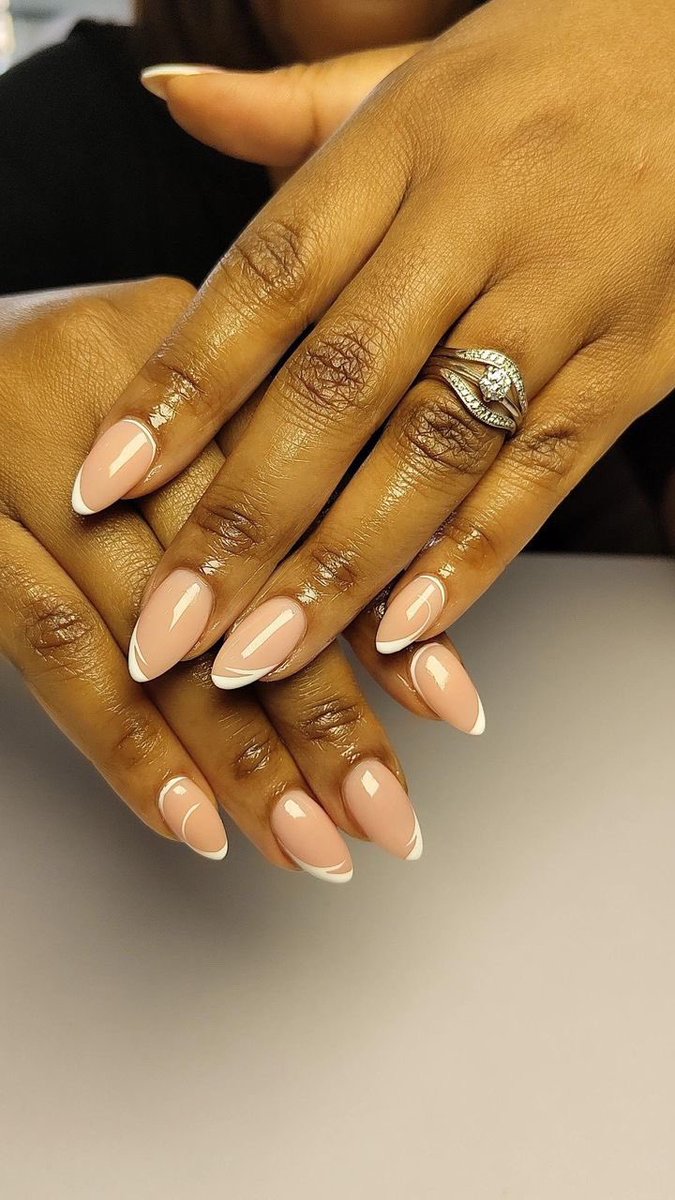 Classy, timeless, and always in style-our French nails at Lukanda Beauty Center are the perfect touch of elegance. From the crisp lines to the perfect finish, we're all about keeping it chic and sophisticated.

We have slots available - 📞+260975596074
