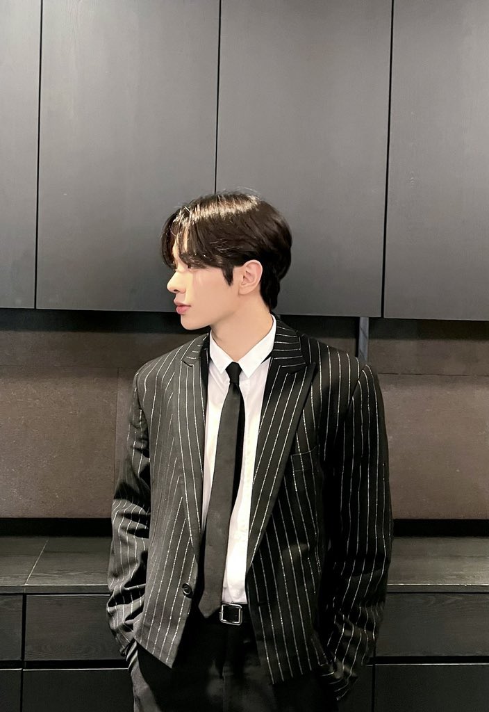 쏘 잘생겼ㄷㅏ..🥹
#류준민 #ATBO