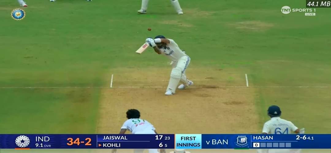 bobbyajum56's tweet photo. Hassan Mahmud's ball to Virat was 172 kph, it swing 12.38 degrees in the air and then pitched on rough and then again seamed 9.42 degrees after pitching. The total reaction time from release to interception was 0.00015 seconds.
No human being in history could play that. https://t.co/jb9BBsZwSK