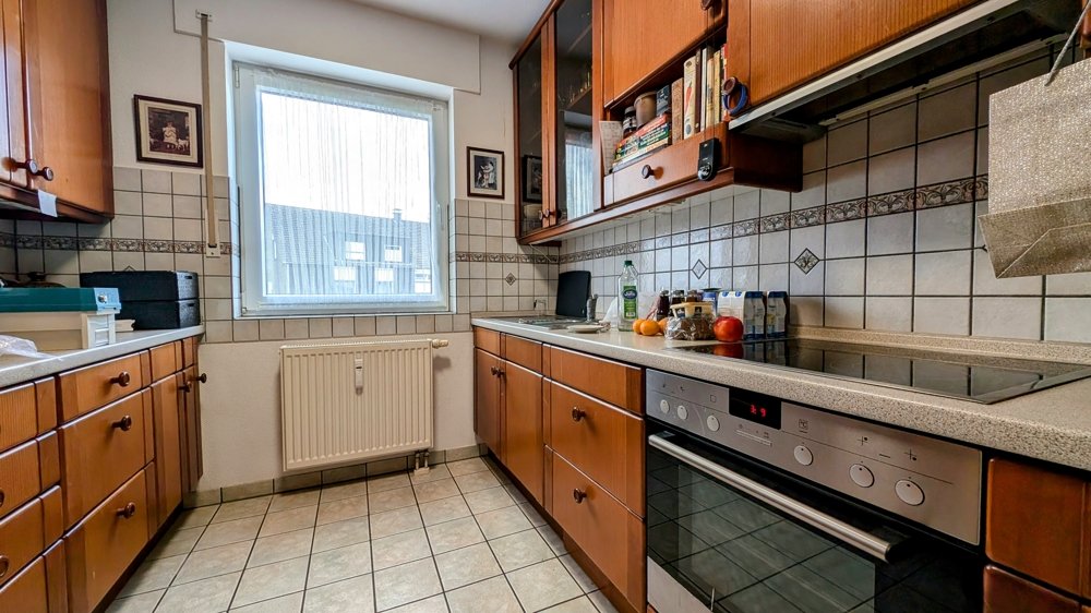 niels_dieckmann's tweet photo. 📣 Neu bei uns: Hochwertige Balkonwohnung mit Carport in #Duisburg #Wehofen
Objekt-Nr. 1788
Wohnfläche: 72,49 m²
Baujahr: 1997
✔️ Einbauküche
1. OG
Kaufpreis: 160.000,- €
Käuferprovision: 3,57% inkl. MwSt.
Info ⬇️
https://t.co/U5aCIKlqCw
#Hamborn #Röttgersbach #revierpark #mattlerbusch #barmingholten #schmachtendorf #walsum #Marxloh #Meiderich #beeck #meiderichbeeck #Moers #Dinslaken