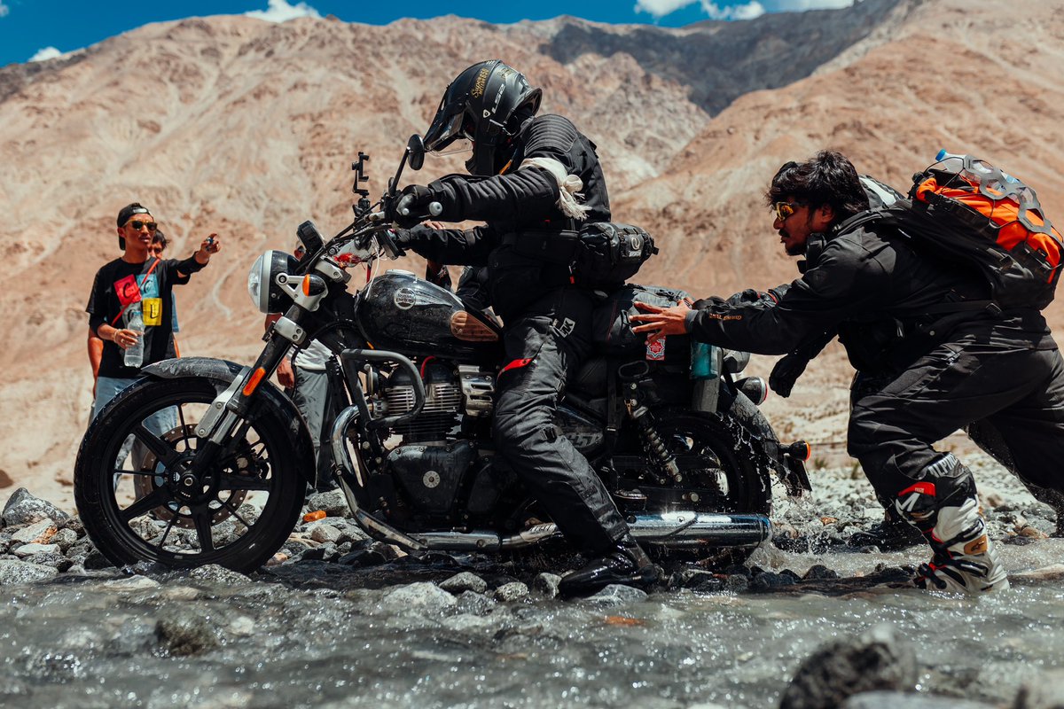 rahul_in_u's tweet image. Conquering the Himalayas, one river at a time—with a little help from my tribe! #teknomaddadventures #royalenfieldrides #motorcycleadventures #himalayanrides #ridetoremember #motorcyclelifestyle #adventureseeker #himalayanodyssey