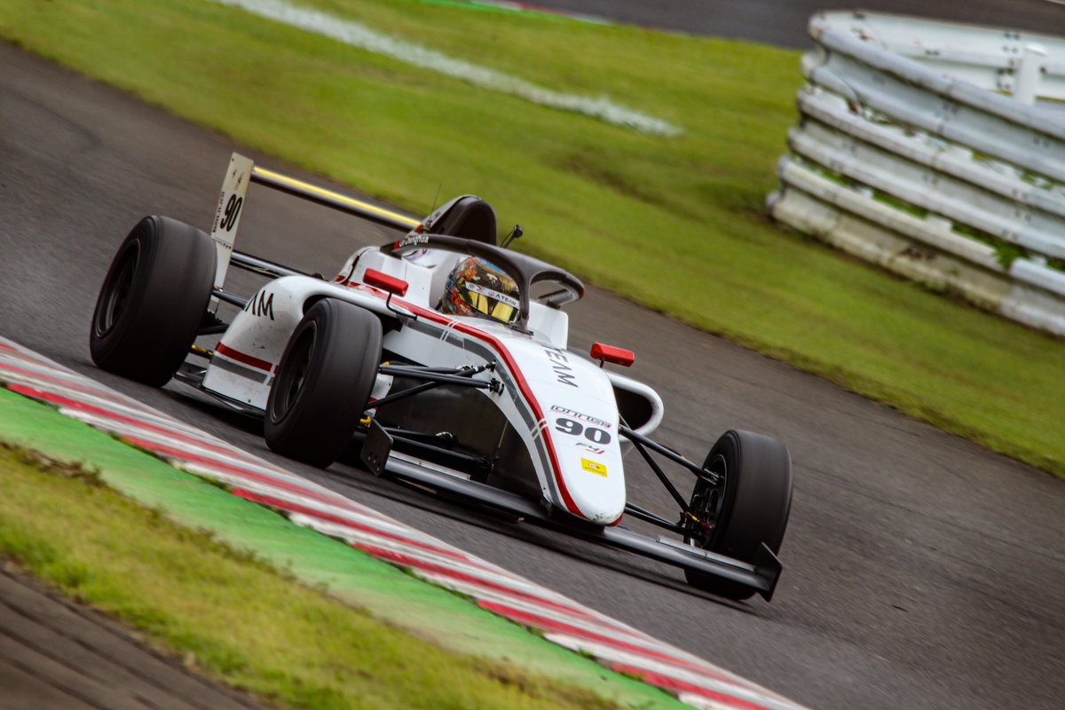 KOKUYO4923's tweet photo. #FIAF4
#LinChenghua
#AKILANDRACING
#BUZZ
#BUZZracing
#ateambuzzracing
#スポーツランドSUGO https://t.co/31QufvIyke