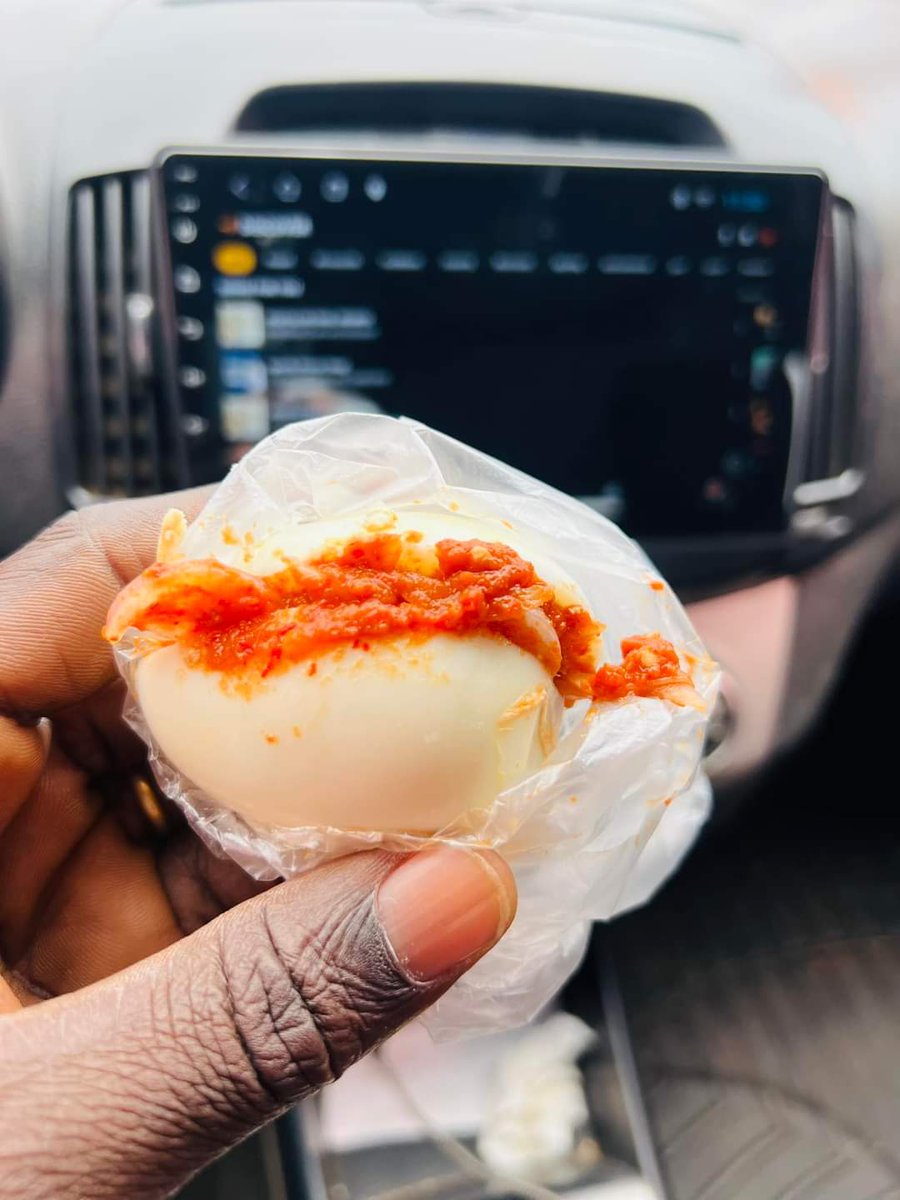 DeonZion's tweet photo. Two things you must flee from when you see them;
1. Fornication 
2. Boiled Egg with pepper 🌶 inside: flee as soon as you buy 1. 🤣🤣🤣🤣🤣🤣🤣
These guys have the power to convince you without thinking. https://t.co/0EJOBzfJsv