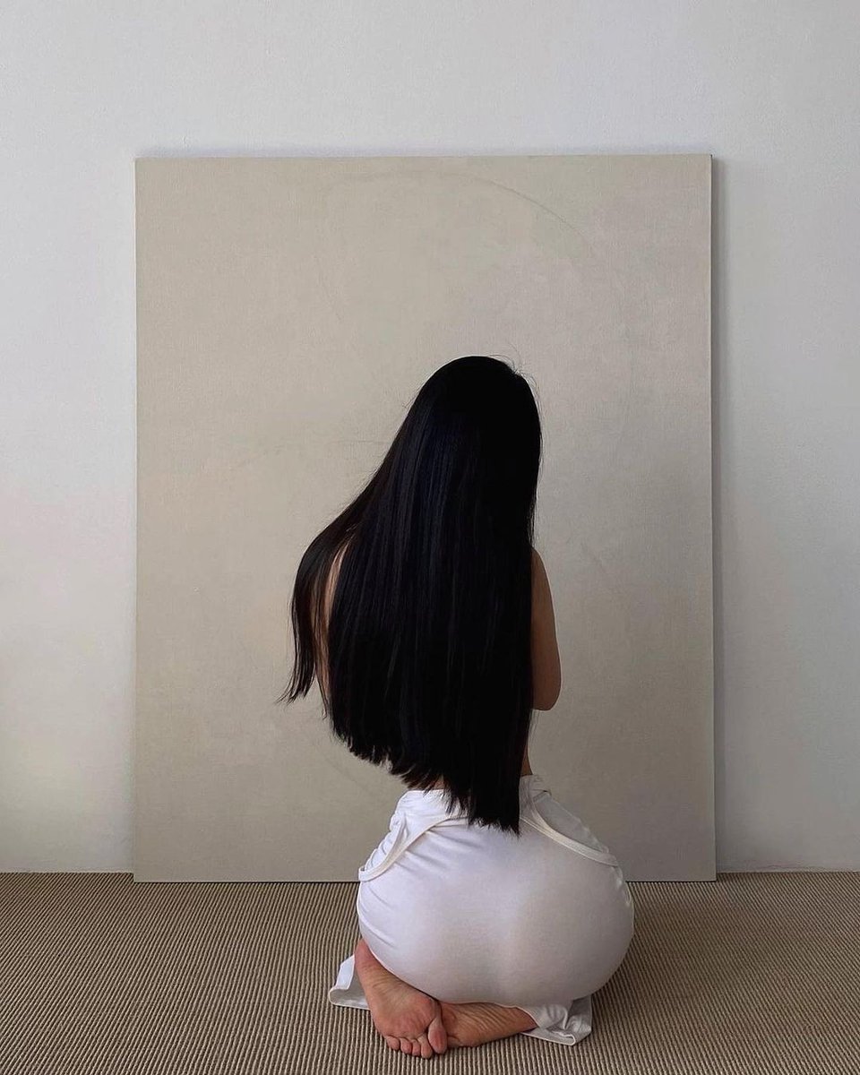 Lauras_Lexy's tweet photo. Good morning. Could I be art? 🤍 https://t.co/wNfA5xzfrs
