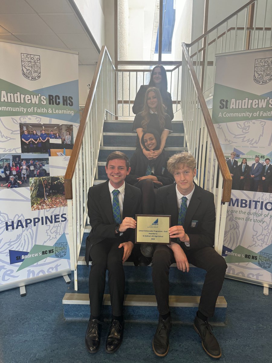 StAndrewsRCHS's tweet image. The SCQF Ambassador scheme teaches our young people the skills that they need for learning, life and work through giving them a leadership opportunity. 

Our young people worked hard and gained their Gold Award 🥇 #SCQFWeek2024

@Donnie_scqf @Sam_scqf @SCQFPartnership @DYWFife