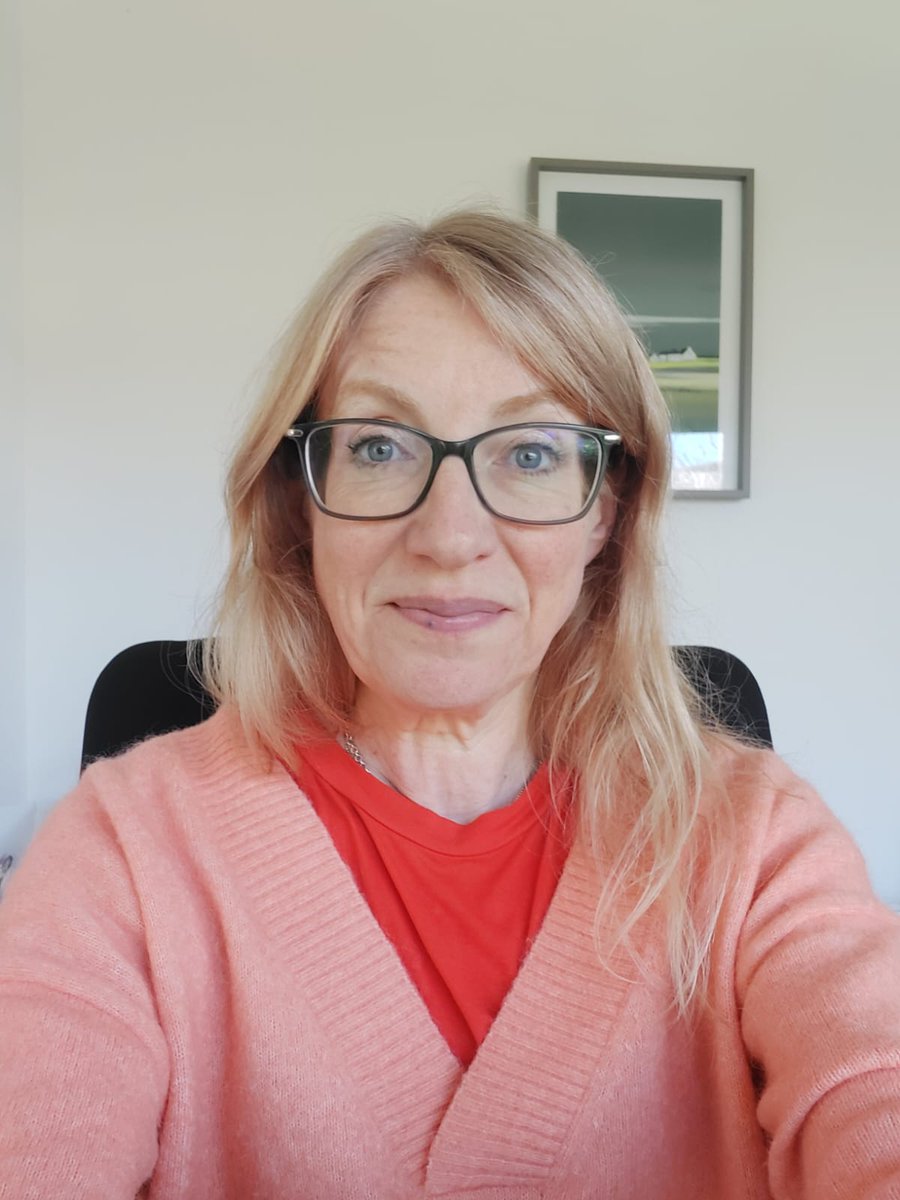 Look at our lovely Clinical Lead Anna Watkiss sporting orange today for #GoOrangeforDayOne 🧡

Today is a chance to raise awareness and funds for @dayonetrauma

Please donate if you can to this important cause, and get your best orange clothes on!

justgiving.com/page/tania-bro…