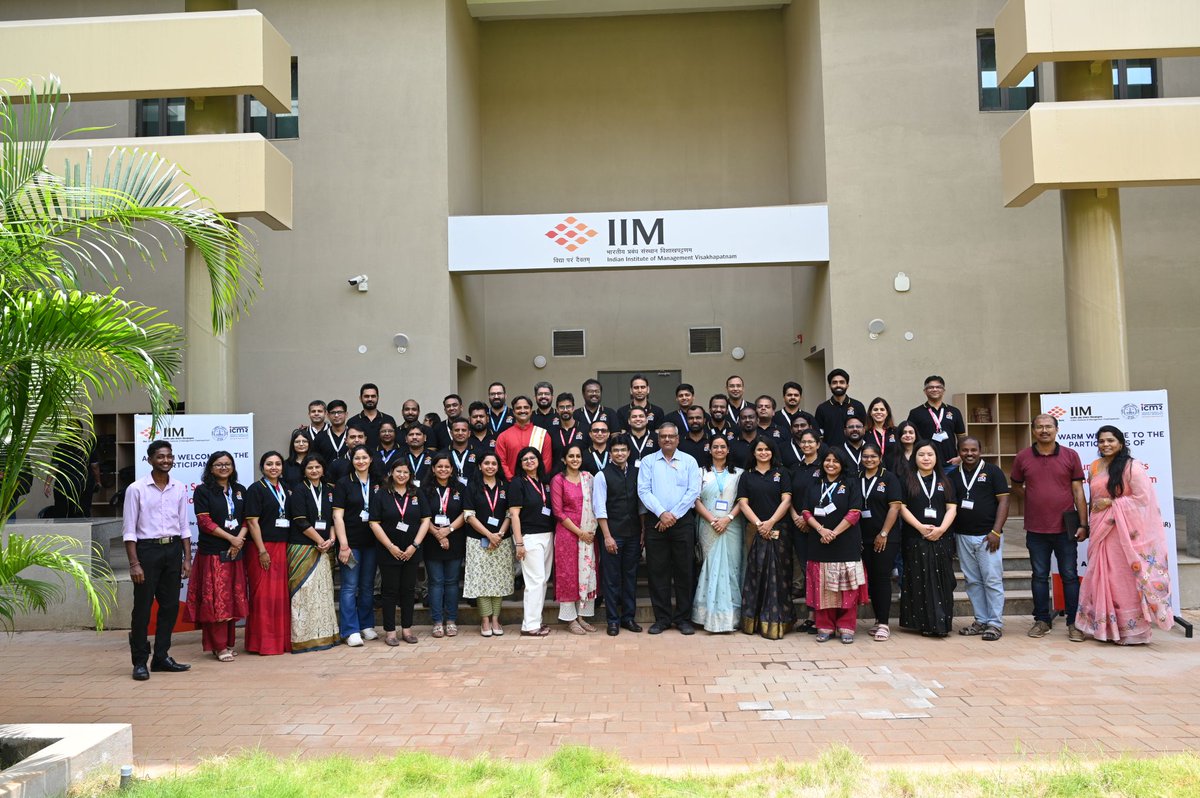 Hrishikesh Munshi (@drhrishikesh17) on Twitter photo Just completed a fantastic 1-month training at <a href="/IIM_Vizag/">IIM Visakhapatnam</a> on improving Functional & Behavioral Competencies! Amazing mix of research, business, and management strategies. Grateful for the superb hospitality, new friendships and collaboration opportunities! #research #management Just completed a fantastic 1-month training at <a href="/IIM_Vizag/">IIM Visakhapatnam</a> on improving Functional & Behavioral Competencies! Amazing mix of research, business, and management strategies. Grateful for the superb hospitality, new friendships and collaboration opportunities! #research #management