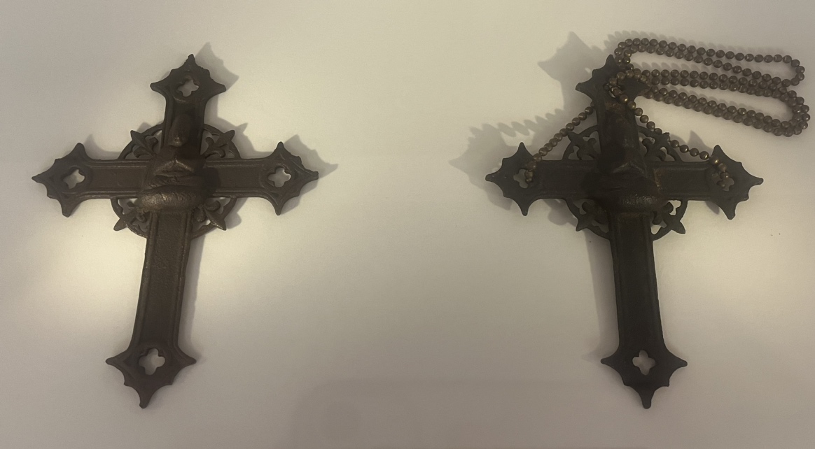 yso34_資料館放出品 潜伏キリシタン 古銅 十字架 洋鐘 立て看板付 高さ