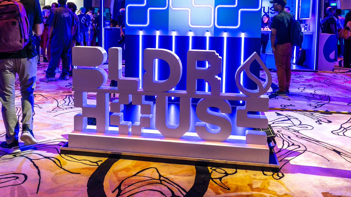 DecryptMedia's tweet photo. We're excited to announce from @SuiNetwork's Builder House that Decrypt will be using @WalrusProtocol to house all articles, videos and content, becoming a pioneer in embracing decentralised storage! https://t.co/5kATZGFK2j